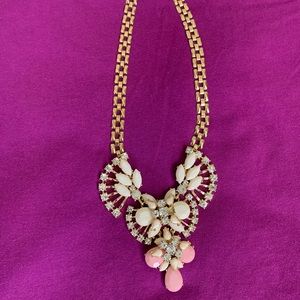 Statement necklace